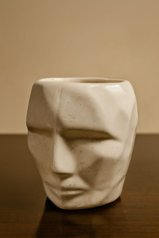 Ceremic face Planter