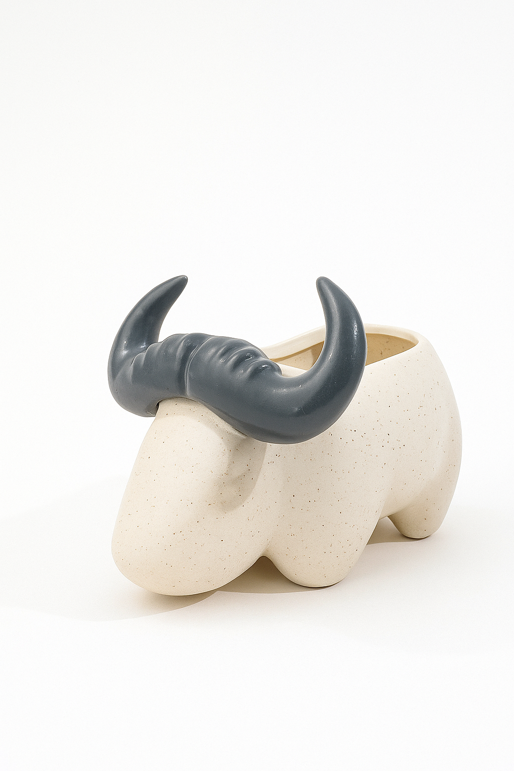 Bull-Shaped Ceramic Planter – 20 cm Length, 12 cm Height, 12 cm Width | Unique Animal Planter